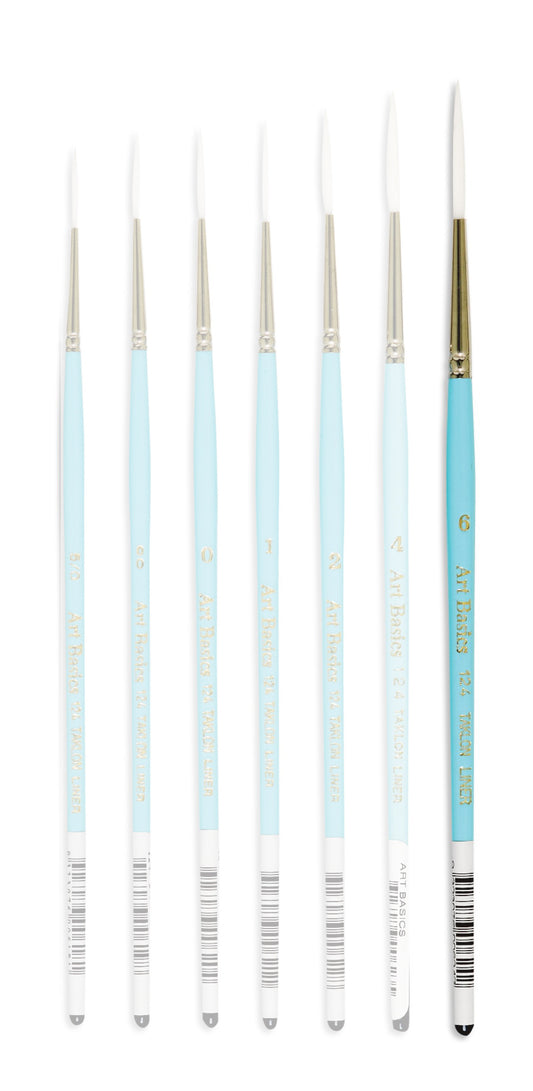 124L Art Basics Series Taklon Liner Size 6