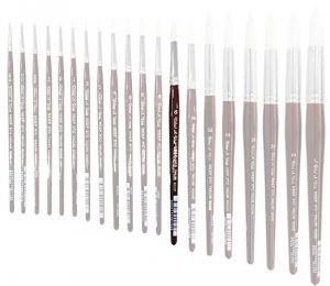 Neef 970 Robert Wade Taklon Round Size 8