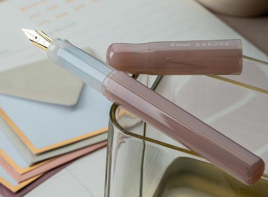 Pilot Kakuno Madoromi Fine Fountain Pen Light Pink