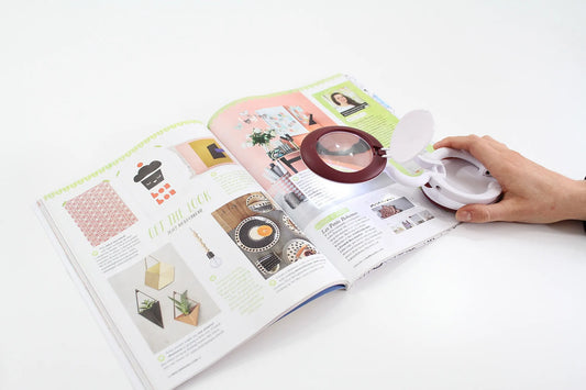 Daylight YoYo Magnifier Light - Lilac