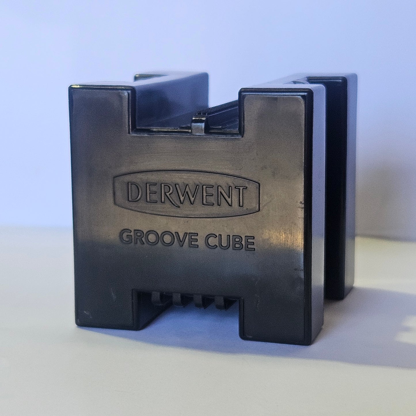 Derwent Groove Cube Shaping Charcoal SALE